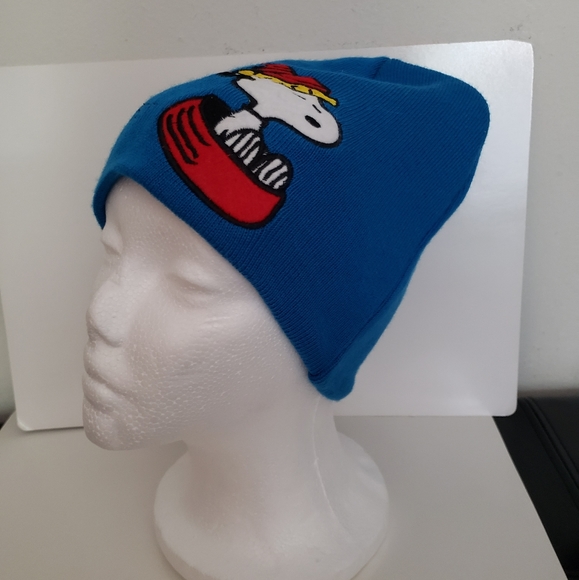 Peanuts Blue Snoopy Beanie Hat - Picture 2 of 5
